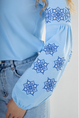 Вишиванка жіноча